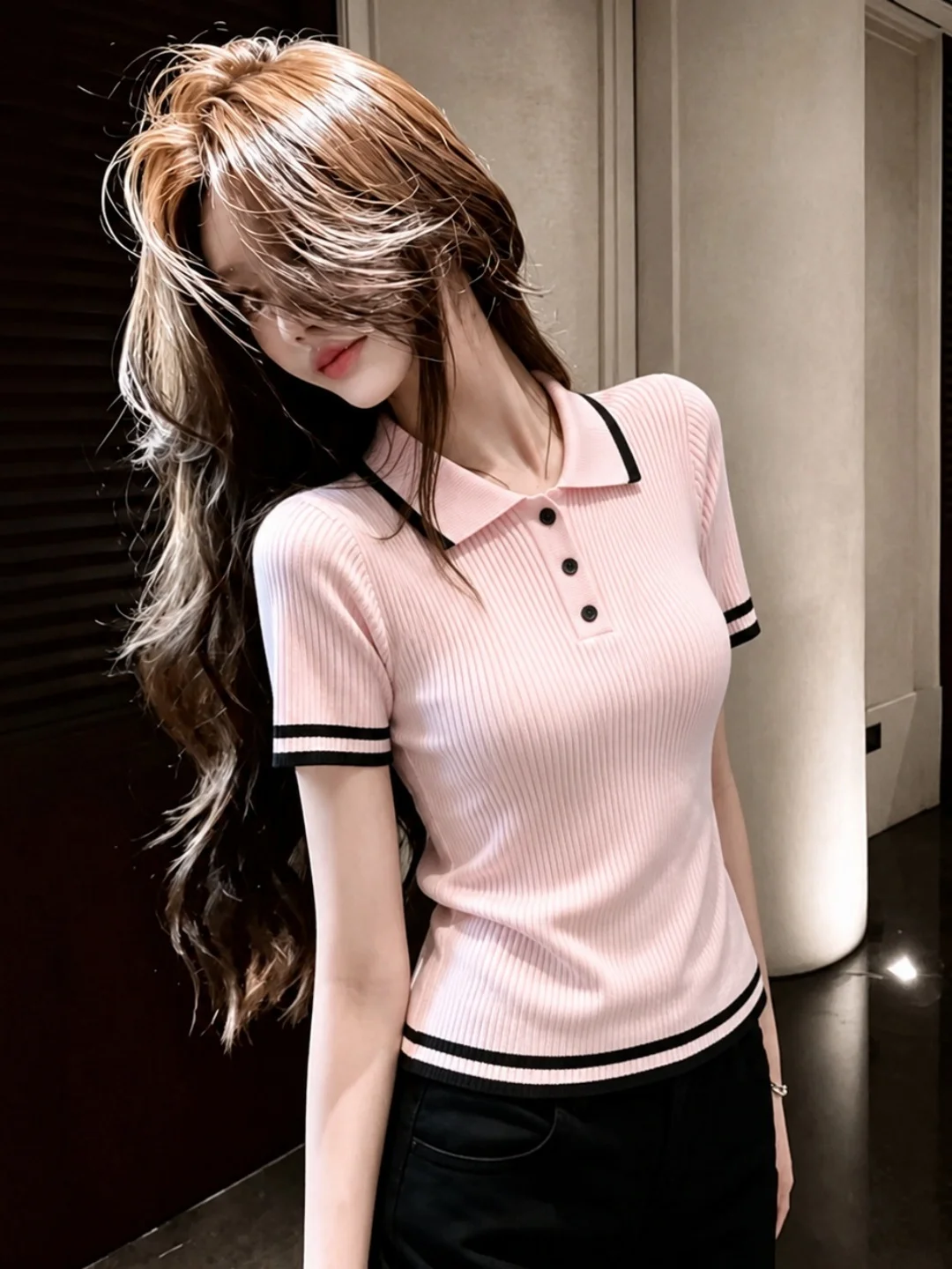 Slim Fit Short Sleeve Ice Silk Knitted Neck Top Women's Fashionable Youthful Design Sensation Summer 2026 Korean Style
Slim Fit Short Sleeve Ice Silk Knitted Neck Top Women's Fashionable Youthful Design Sensation Summer 2026 Korean Style