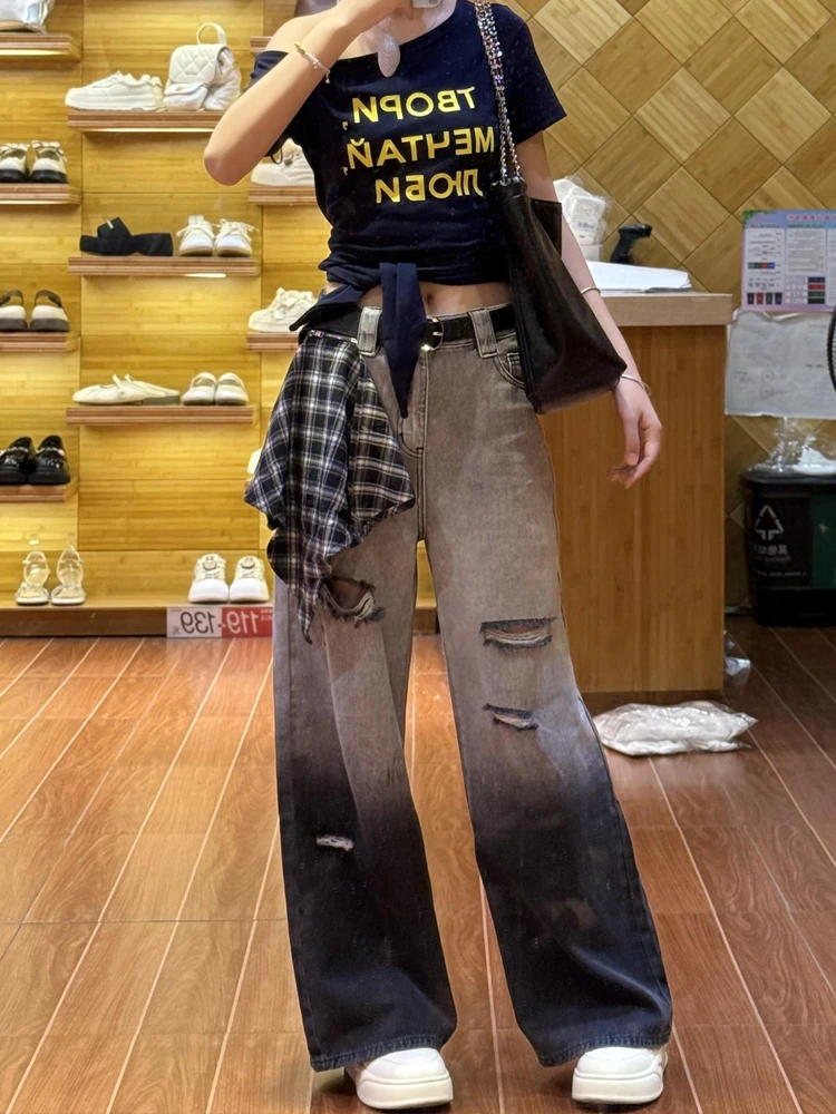 Retro American Washed Gradient Scarf Spliced Jeans Women's Loose Straight Leg Pants High Waist Button Closure Casual Jeans
Retro American Washed Gradient Scarf Spliced Jeans Women's Loose Straight Leg Pants High Waist Button Closure Casual Jeans