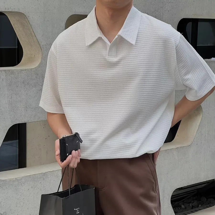 Summer clothing new short sleeved polo shirt men's loose collar T-shirt Korean version half sleeved casual top
Summer clothing new short sleeved polo shirt men's loose collar T-shirt Korean version half sleeved casual top