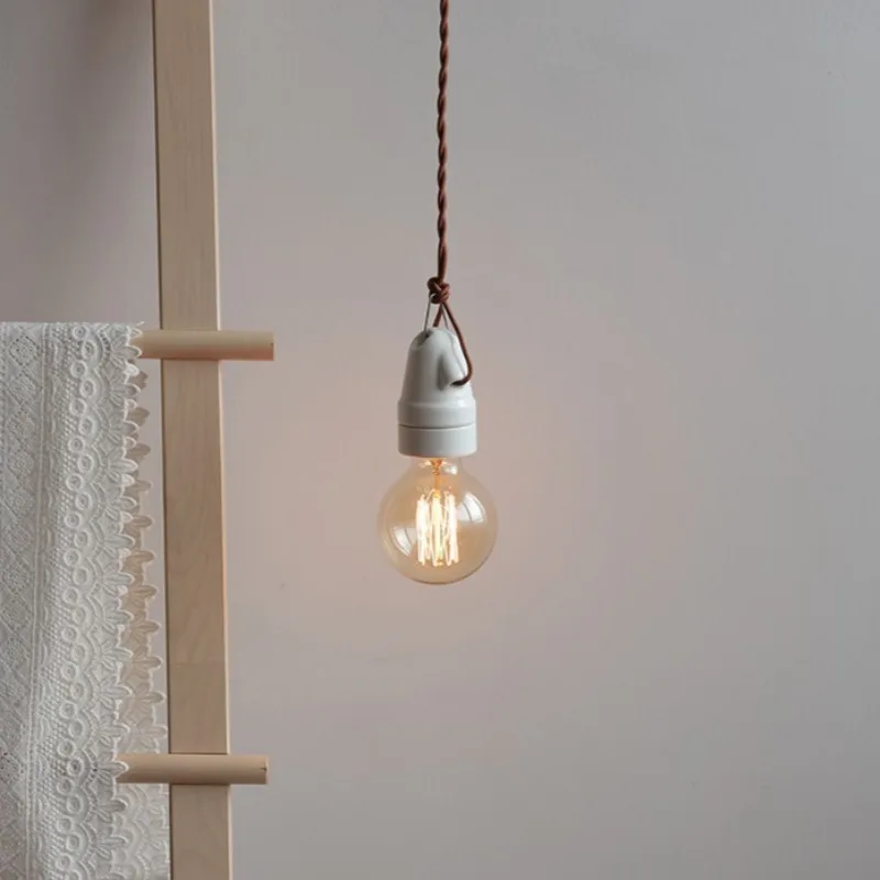 Japanese retro ceramic bedside pendant lamp art single head dining table pendant lamp creative personality small pendant lamp
Japanese retro ceramic bedside pendant lamp art single head dining table pendant lamp creative personality small pendant lamp