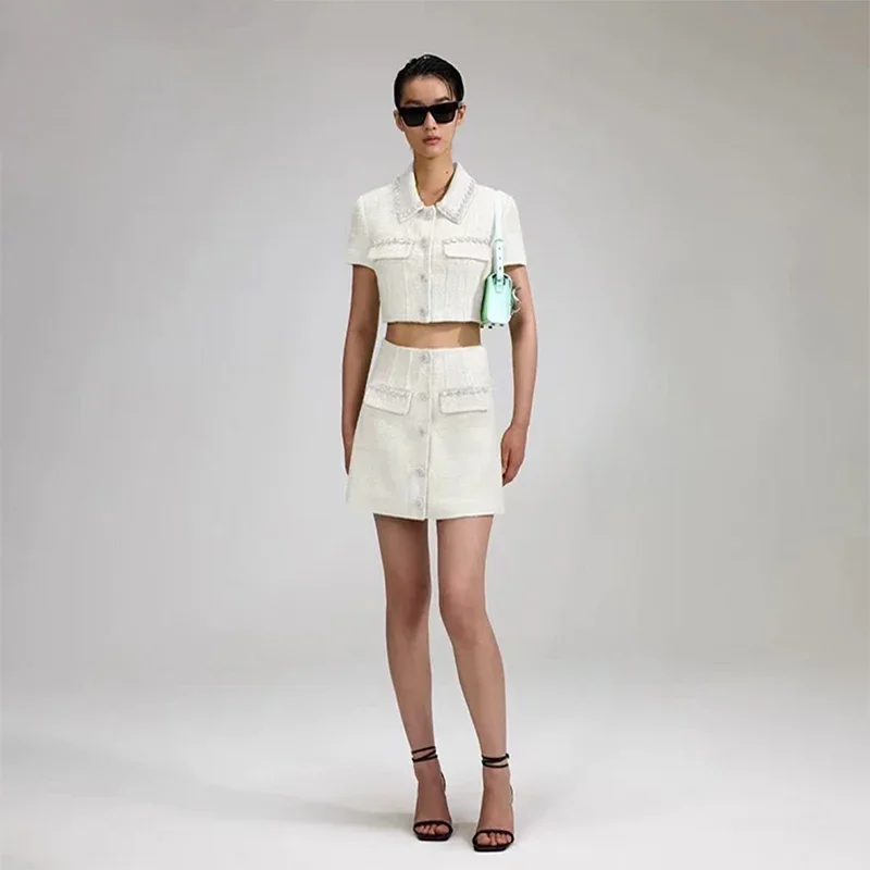 S Vintage Style Women's Short Jackets Elegant Tweed White Tops Short Sleeve High Quality Diamonds Turn-down Collar Female Coats
S Vintage Style Women's Short Jackets Elegant Tweed White Tops Short Sleeve High Quality Diamonds Turn-down Collar Female Coats