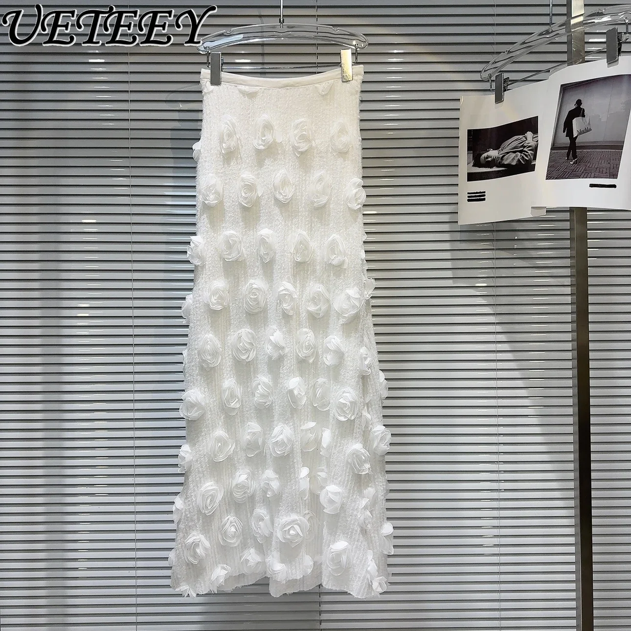 2024 Autumn New Three-dimensional Flowers White Long Skirt Socialite Romantic French High Waist Skirts Commuter Step Skirt Women
2024 Autumn New Three-dimensional Flowers White Long Skirt Socialite Romantic French High Waist Skirts Commuter Step Skirt Women