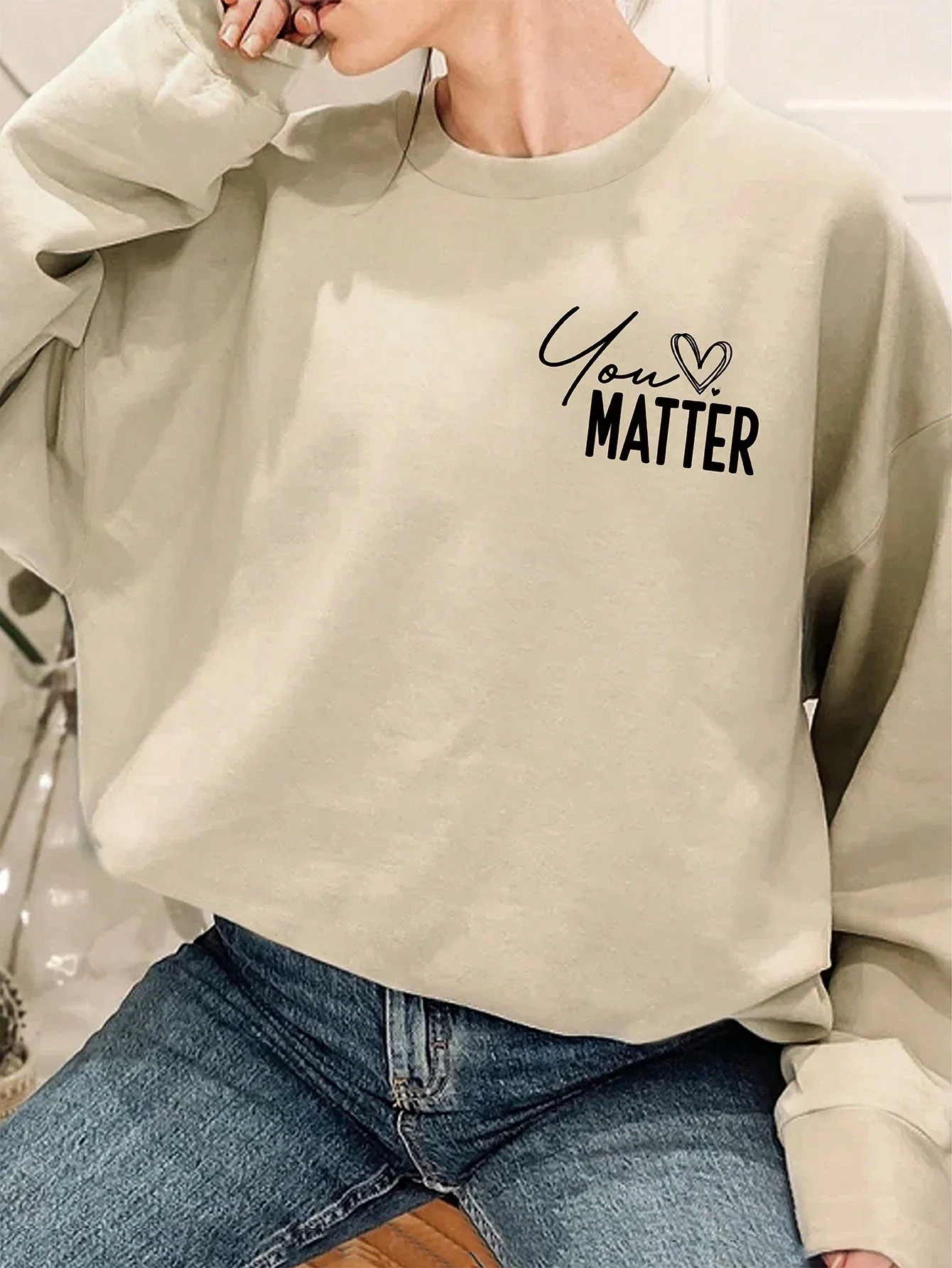 Женская толстовка с круглым вырезом и принтом в виде сердца: You Matter And You Are Amazing Beautiful Enough
Женская толстовка с круглым вырезом и принтом в виде сердца: You Matter And You Are Amazing Beautiful Enough