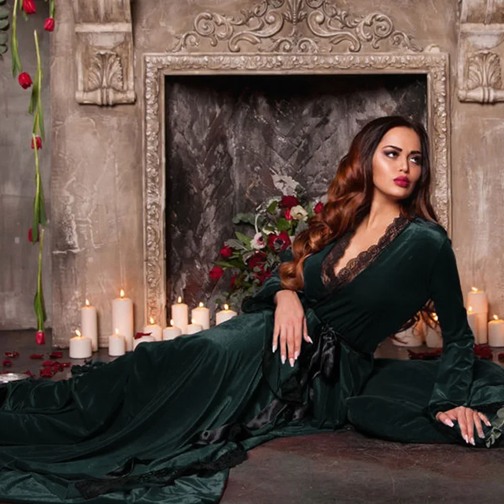 Sexy Night Bath Robe Women Pajamas Lace Velvet Women Nightwear Comfortable Female Nightgowns Temptation Ladies Nightdress Robe
Sexy Night Bath Robe Women Pajamas Lace Velvet Women Nightwear Comfortable Female Nightgowns Temptation Ladies Nightdress Robe