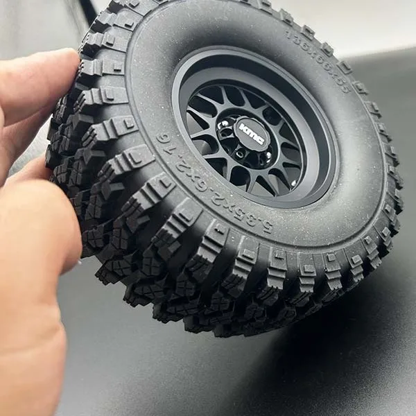 2.6-inch Rubber Anti-skid Tires for 1/8 RC Crawler Car CROSSRC Yikong 4082 Thor MK07 Big Lion Big Rhino Wraith KM2 Raptor F140
2.6-inch Rubber Anti-skid Tires for 1/8 RC Crawler Car CROSSRC Yikong 4082 Thor MK07 Big Lion Big Rhino Wraith KM2 Raptor F140