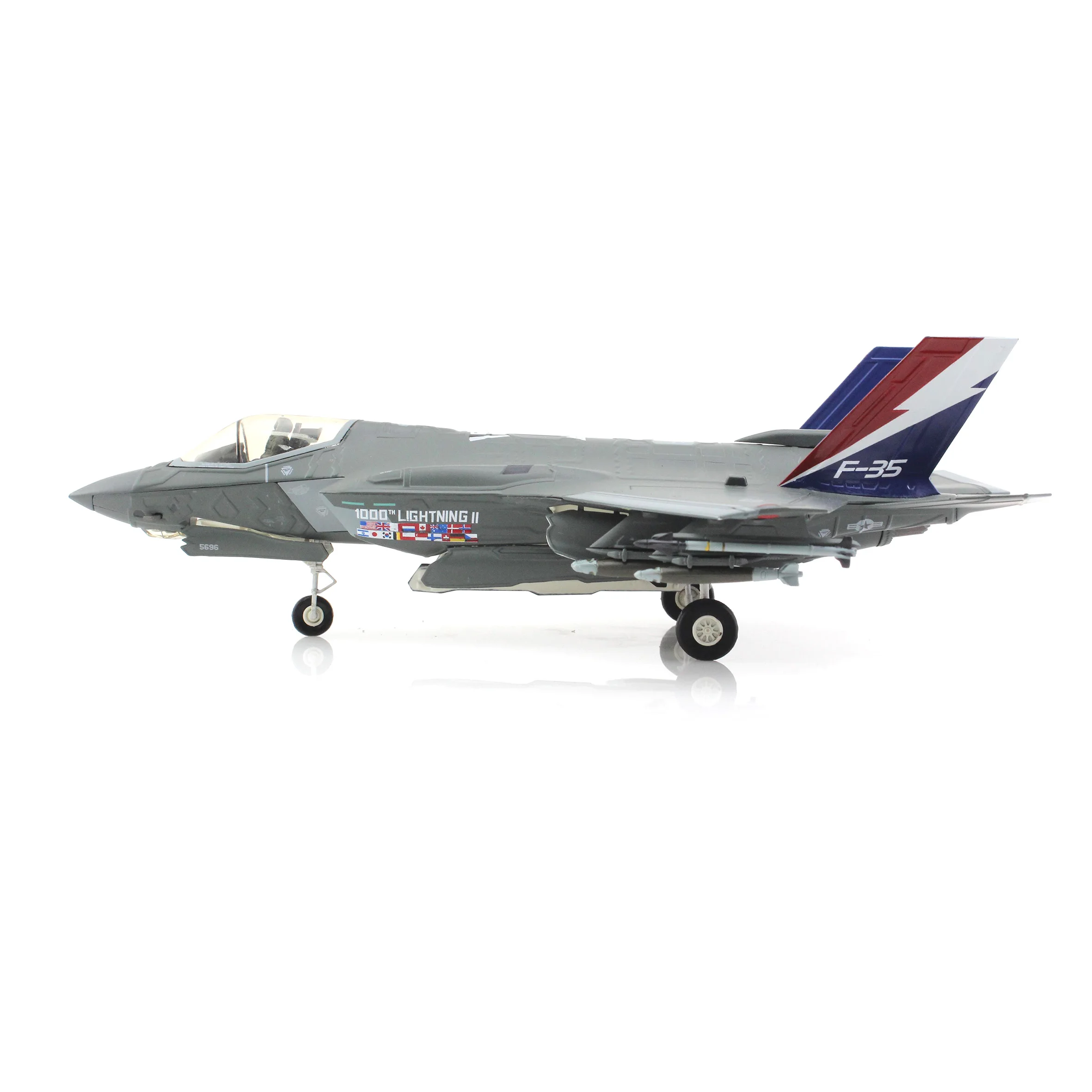 1/72 HA4448 US F-35A 1000th 176th ANG2004 stealth fighter model B61X2 static finished model
1/72 HA4448 US F-35A 1000th 176th ANG2004 stealth fighter model B61X2 static finished model