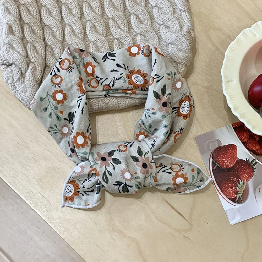 Retro Sunscreen Small Square Scarf Neckerchief Korean Style Headscarf Clothing Accessories Hair Band Flower Print Scarves Girl
Retro Sunscreen Small Square Scarf Neckerchief Korean Style Headscarf Clothing Accessories Hair Band Flower Print Scarves Girl