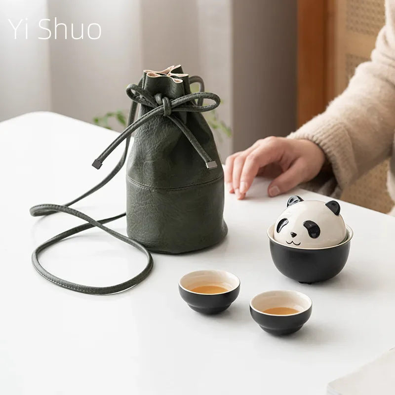 Panda Quick Cup Открытый портативный дорожный чайный сервиз Костюм Один горшок Две чашки Креативный чайный сервиз кунг-фу Китайский чайный сервиз
Panda Quick Cup Открытый портативный дорожный чайный сервиз Костюм Один горшок Две чашки Креативный чайный сервиз кунг-фу Китайский чайный сервиз