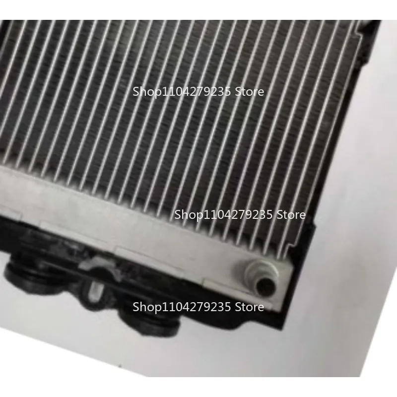 F02 17117802662 Is Suitable for Auxiliary Small Water Tanks in Car Intercoolers
F02 17117802662 Is Suitable for Auxiliary Small Water Tanks in Car Intercoolers