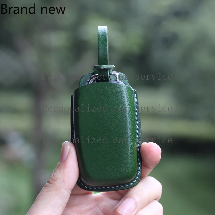 Applicable for The Old Audi A3A1Q3 Leather Shaped Key Bag, Handmade Customized Key Cover, Simple and High-end Men and Women
Applicable for The Old Audi A3A1Q3 Leather Shaped Key Bag, Handmade Customized Key Cover, Simple and High-end Men and Women