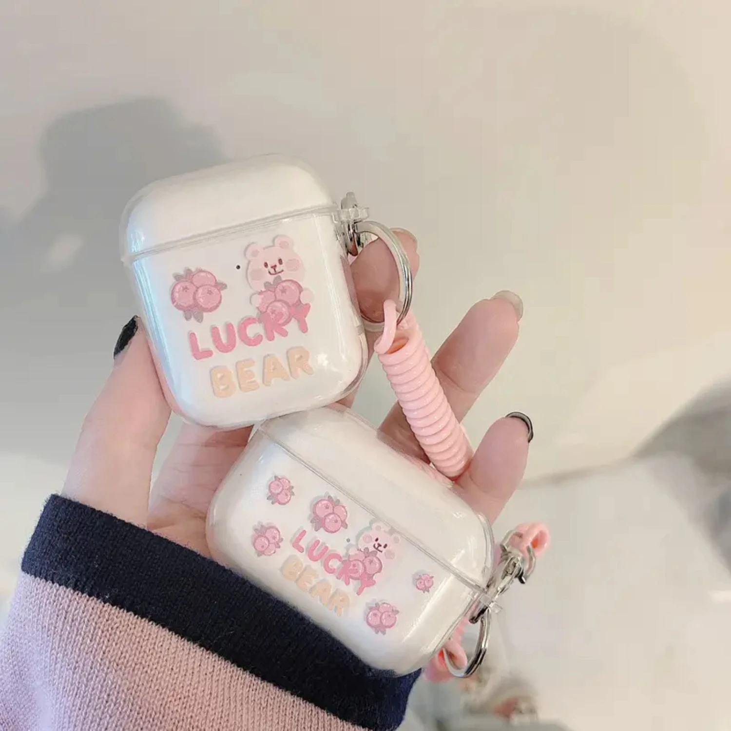 Чехол Lucky Bear Pattern Airpods для Airpods 1/2, Airpods Pro, Airpods 3, Airpods Pro2
Чехол Lucky Bear Pattern Airpods для Airpods 1/2, Airpods Pro, Airpods 3, Airpods Pro2