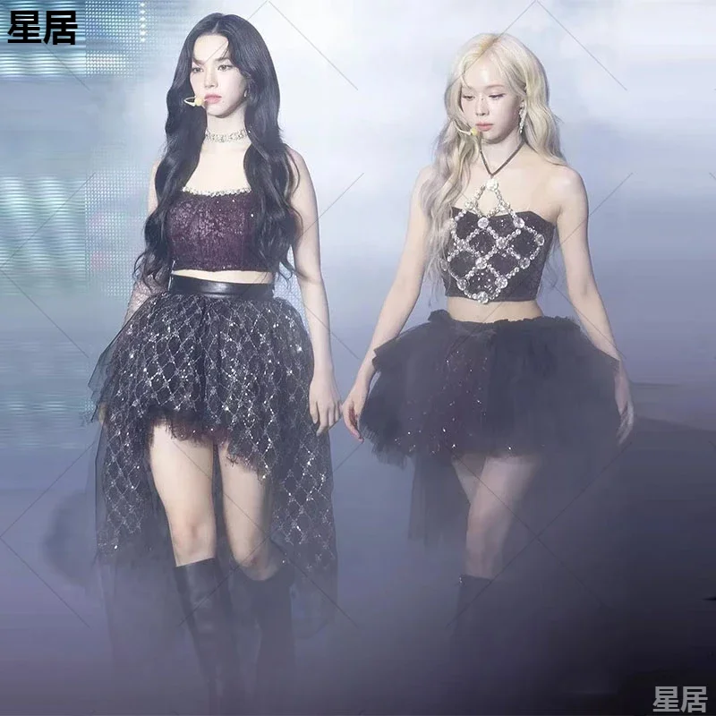 New Women Group Kpop Stage Outfits Sexy Black Shiny Sling Tops Fluffy Skirt Nightclub Dj Rave Clothes Singer Stage Jazz Clothing
New Women Group Kpop Stage Outfits Sexy Black Shiny Sling Tops Fluffy Skirt Nightclub Dj Rave Clothes Singer Stage Jazz Clothing
