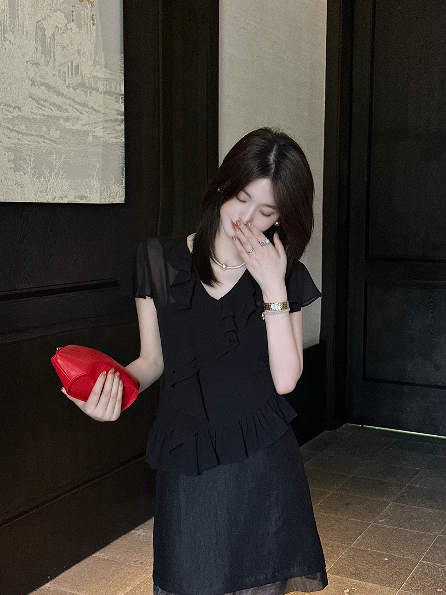 Женская футболка Ele V-ne ort-sved с кружевной отделкой, летняя, модная, высококачественная, для повседневной носки, однотонная
Женская футболка Ele V-ne ort-sved с кружевной отделкой, летняя, модная, высококачественная, для повседневной носки, однотонная