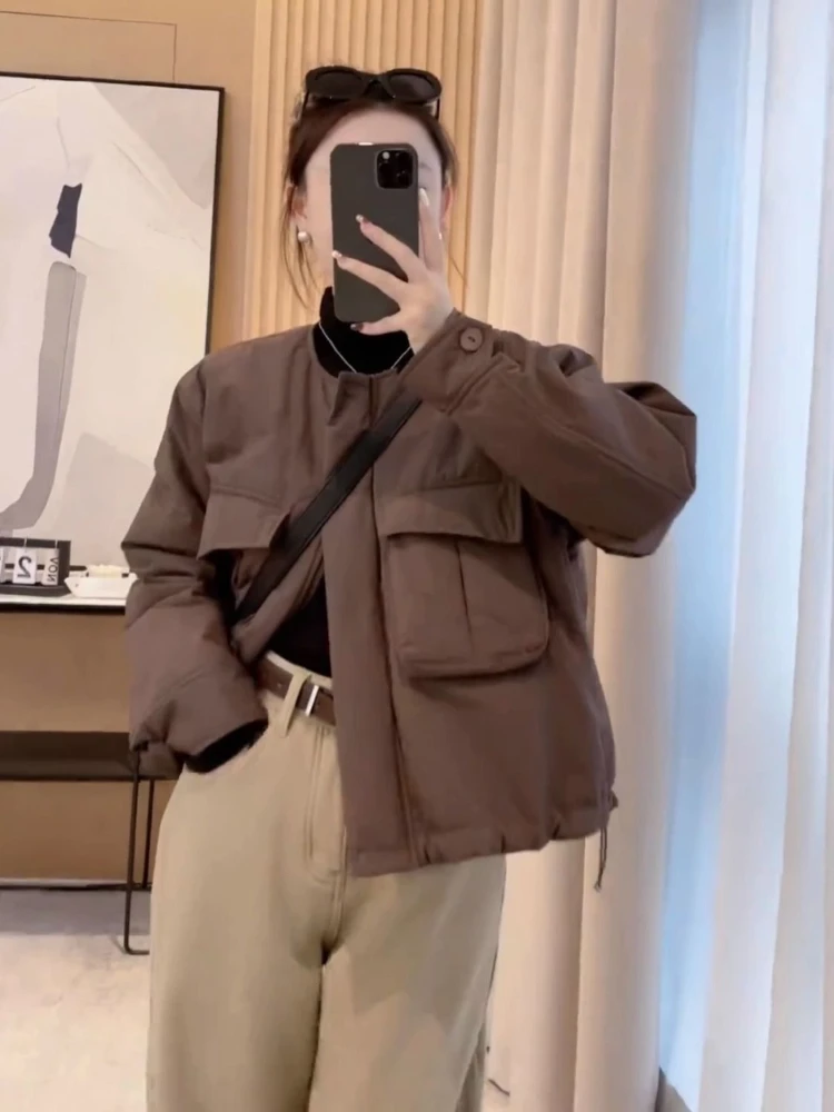 Женская зимняя куртка. Бестселлер 2024. Компактное стеганое пальто с термоподкладкой. Идеально подходит для миниатюрных женских активного отдыха.
Женская зимняя куртка. Бестселлер 2024. Компактное стеганое пальто с термоподкладкой. Идеально подходит для миниатюрных женских активного отдыха.