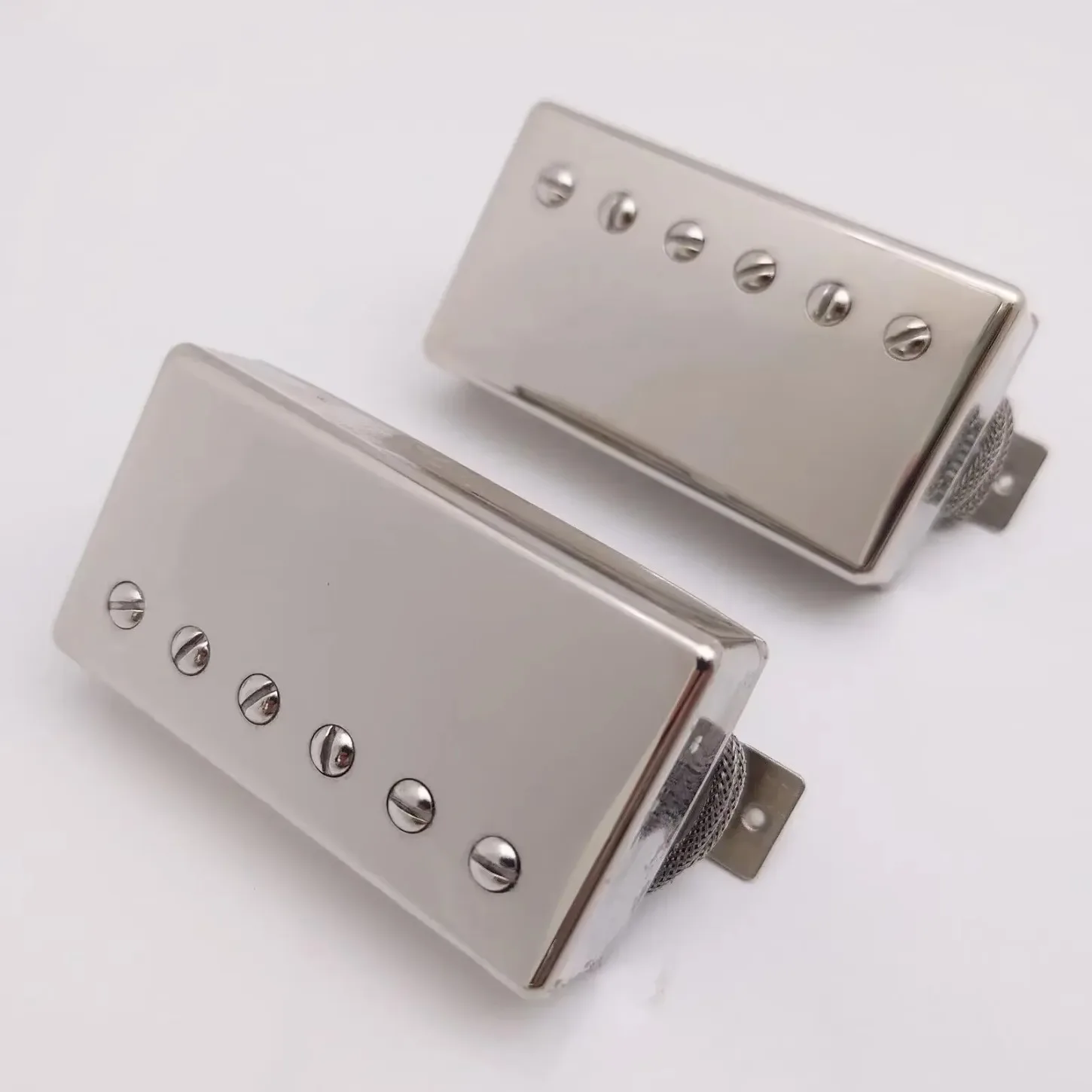 Vintage Alnico V PAF Humbucker Pickup Set Chrome N/B with 2 Conductor Wiring for LP Style Guitar Accessories
Vintage Alnico V PAF Humbucker Pickup Set Chrome N/B with 2 Conductor Wiring for LP Style Guitar Accessories