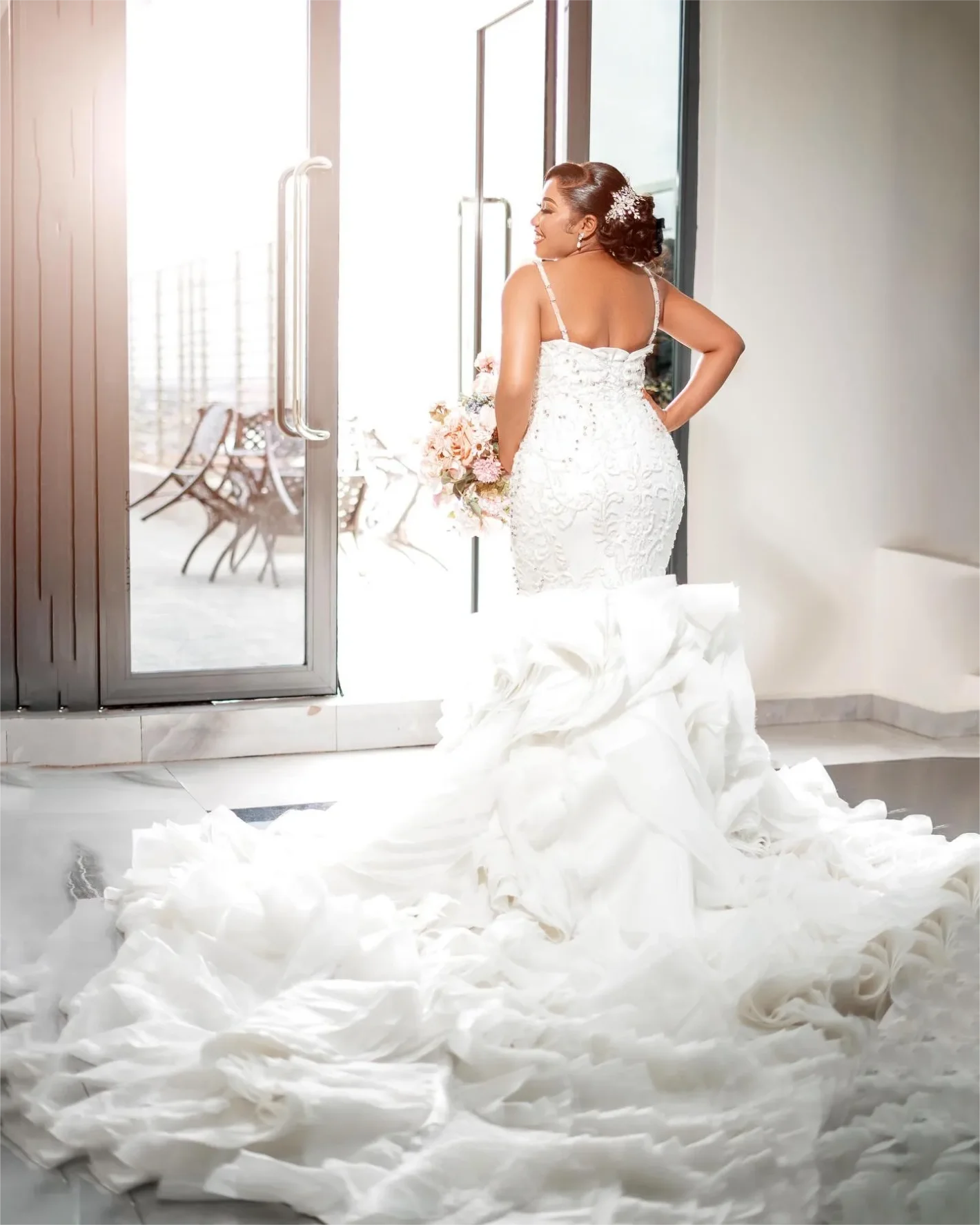 Customized Ivory Mermaid Wedding Dresses Plus Size Lace Beaded Crystals Tiers Bridal Gowns Dresses
Customized Ivory Mermaid Wedding Dresses Plus Size Lace Beaded Crystals Tiers Bridal Gowns Dresses