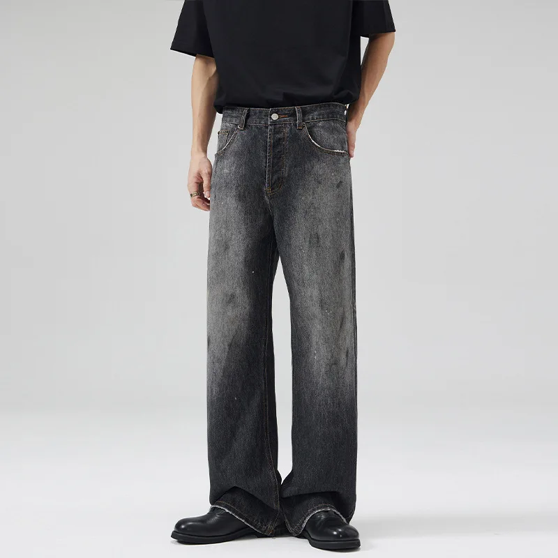 Europe and the United States high street trend graffiti black and gray jeans men straight loose loose versatile casual pants
Europe and the United States high street trend graffiti black and gray jeans men straight loose loose versatile casual pants