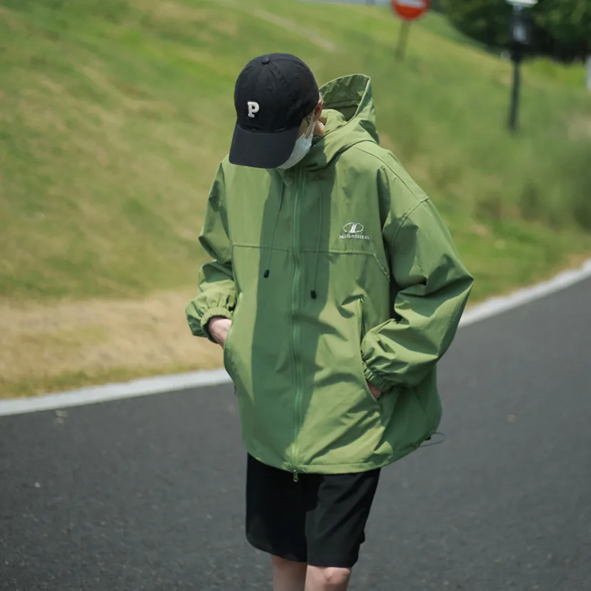 y Men's Spring Autumn Jaet Loose Fit Zipper Decorated Windproof Casual Spor Sle Faionable Hooded Coat
y Men's Spring Autumn Jaet Loose Fit Zipper Decorated Windproof Casual Spor Sle Faionable Hooded Coat