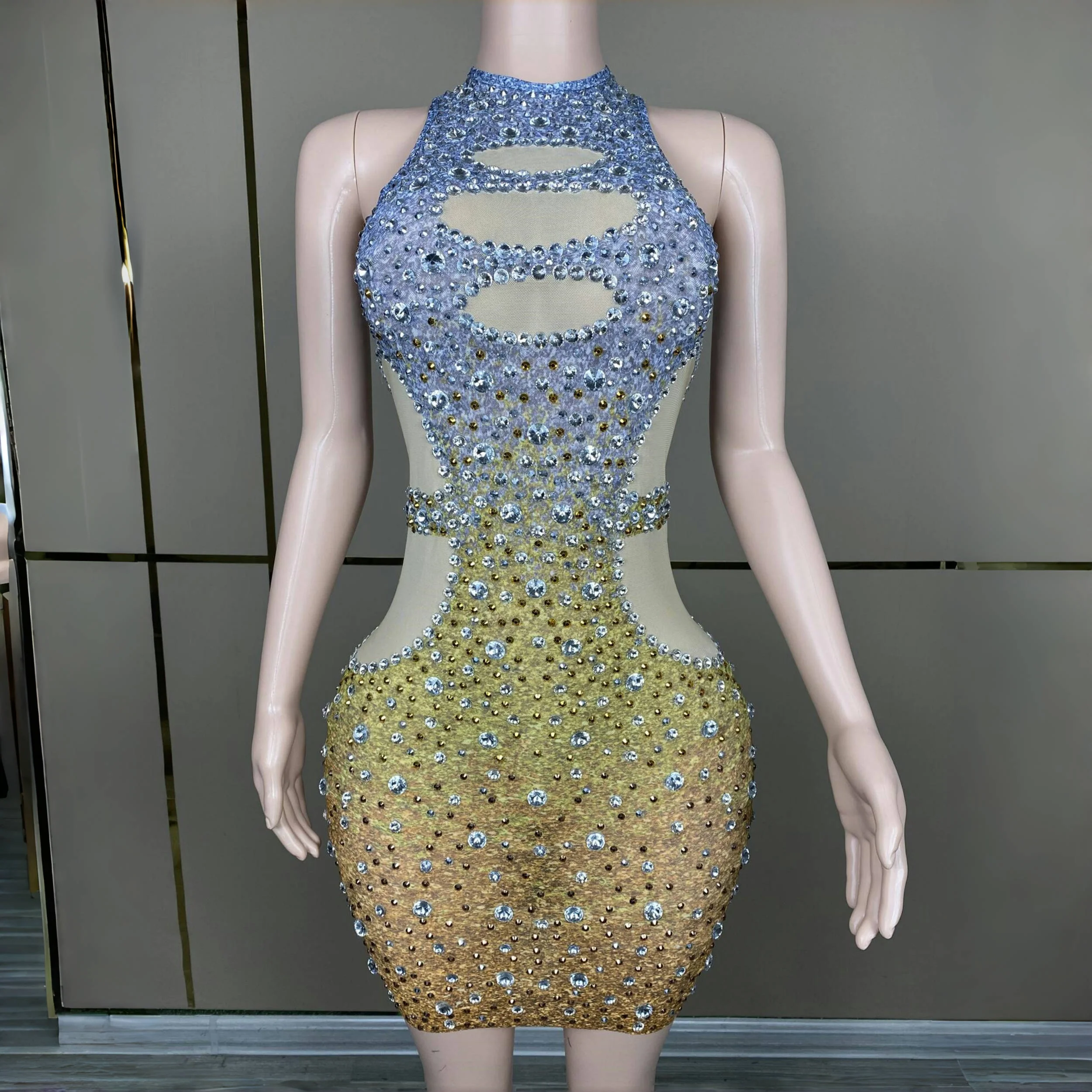 Shine Crystals High-end Tight Fitting Dress Cocktail Party Birthday Celebrate Mini Dress Elegant Luxury Sleeveless Evening Dress
Shine Crystals High-end Tight Fitting Dress Cocktail Party Birthday Celebrate Mini Dress Elegant Luxury Sleeveless Evening Dress
