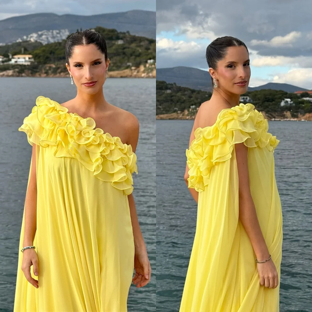 Customized Exquisite Yellow Chiffon Vestido De Noche Modern Off the Shoulder Sleeveless Homecoming Dresses Fashion Par
Customized Exquisite Yellow Chiffon Vestido De Noche Modern Off the Shoulder Sleeveless Homecoming Dresses Fashion Par