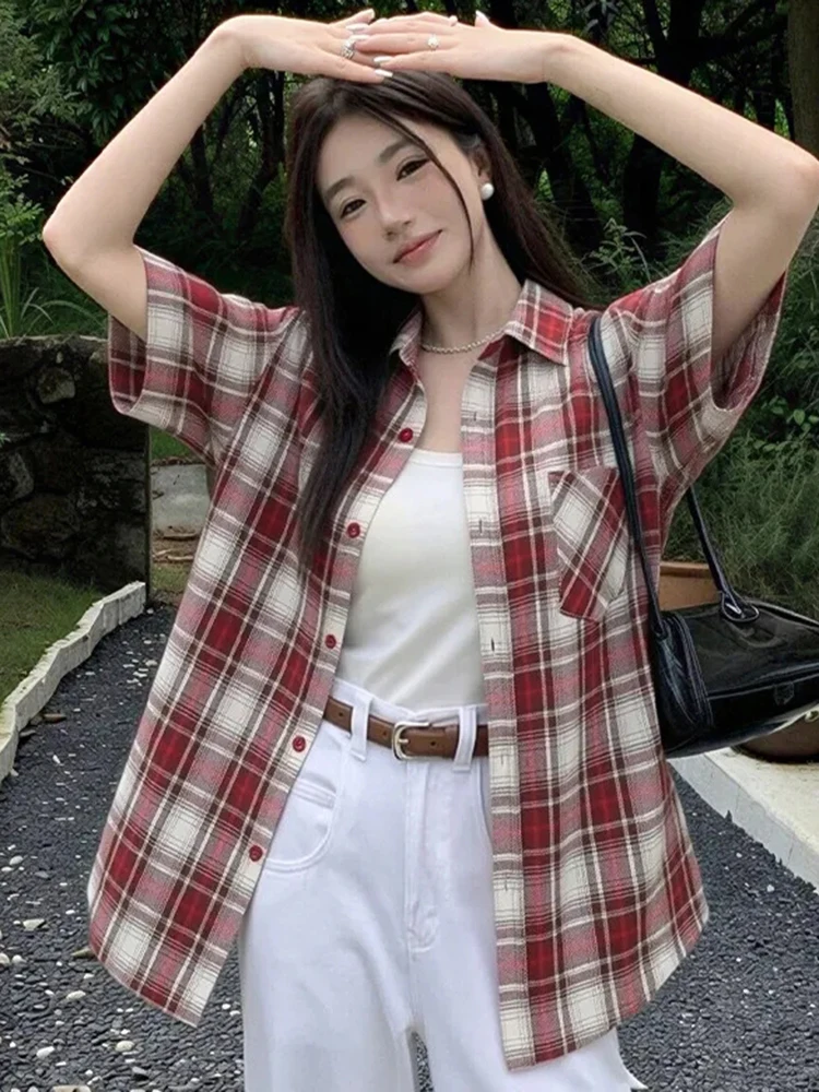 American Red Plaid Shirt Women Loose Harajuku Streetwear Vintage Short Sleeve Blouse Summer Casual Bf Retro Hip Hop Oversize Top
American Red Plaid Shirt Women Loose Harajuku Streetwear Vintage Short Sleeve Blouse Summer Casual Bf Retro Hip Hop Oversize Top