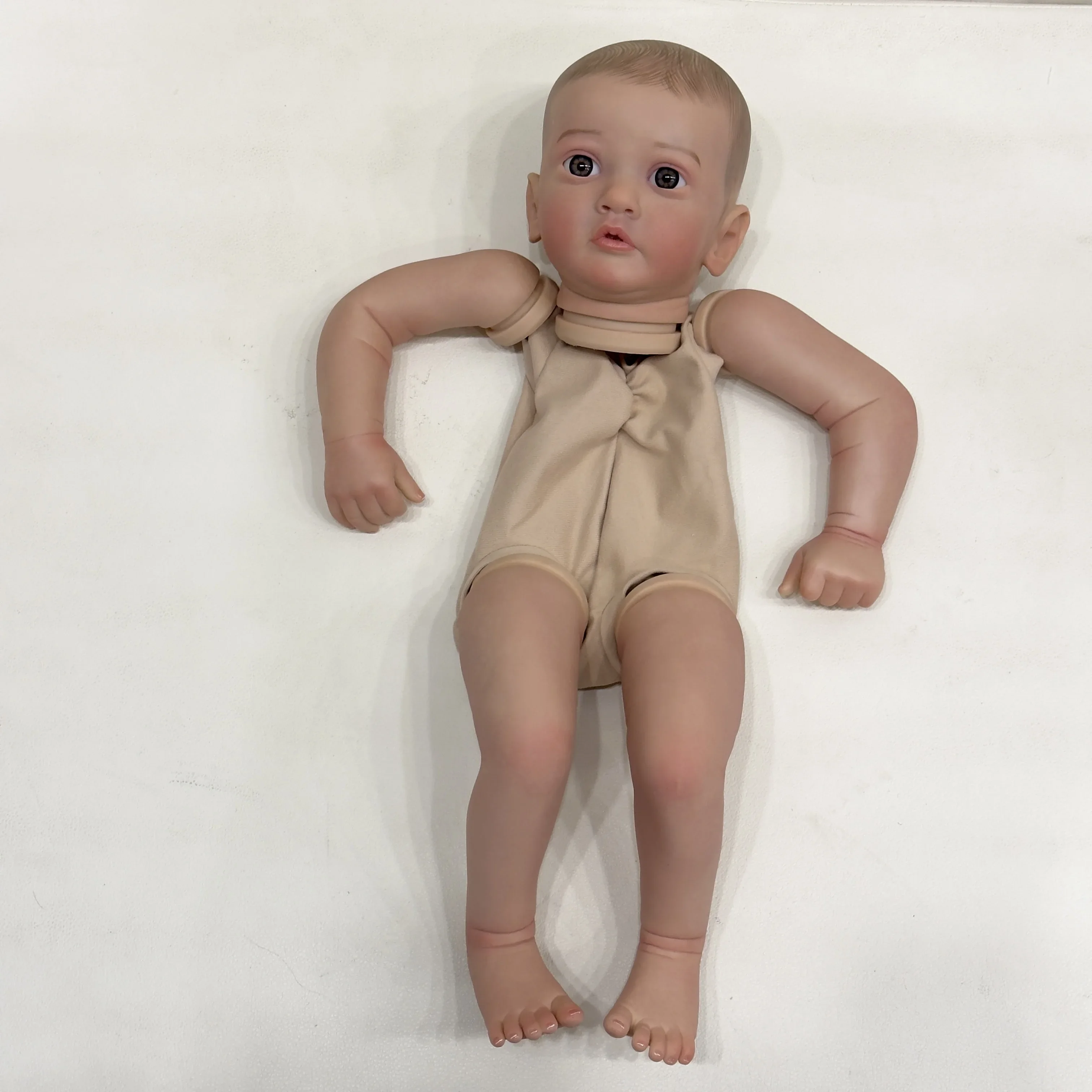 Реалистичная кукла NPK Ayana Reborn, 24 дюйма, набор для куклы, необработанные части куклы с ручной росписью волос
Реалистичная кукла NPK Ayana Reborn, 24 дюйма, набор для куклы, необработанные части куклы с ручной росписью волос