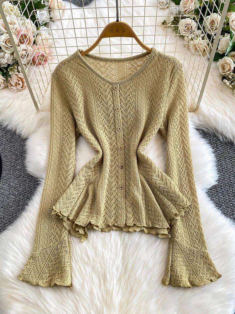 Women Spring Autumn Shirt slash neck Lace Splicing Trumpet Sleeve French Gentle Style Elegant Unique Top BL264
Women Spring Autumn Shirt slash neck Lace Splicing Trumpet Sleeve French Gentle Style Elegant Unique Top BL264