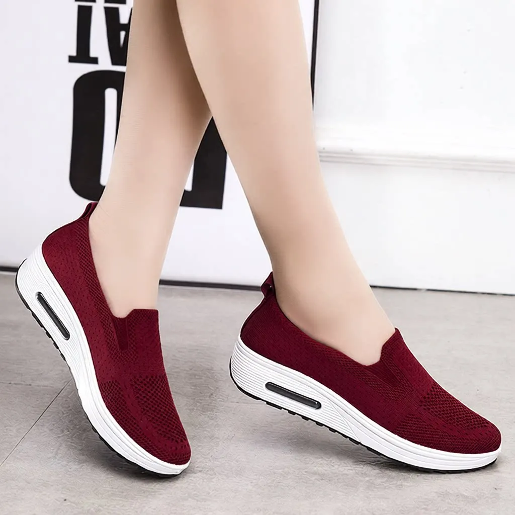 Casual Dance Shoes Summer New Style Comfortable Breathable Mesh Surface Soft Bottom Fashionable Wobble Shoes Sport Scene
Casual Dance Shoes Summer New Style Comfortable Breathable Mesh Surface Soft Bottom Fashionable Wobble Shoes Sport Scene
