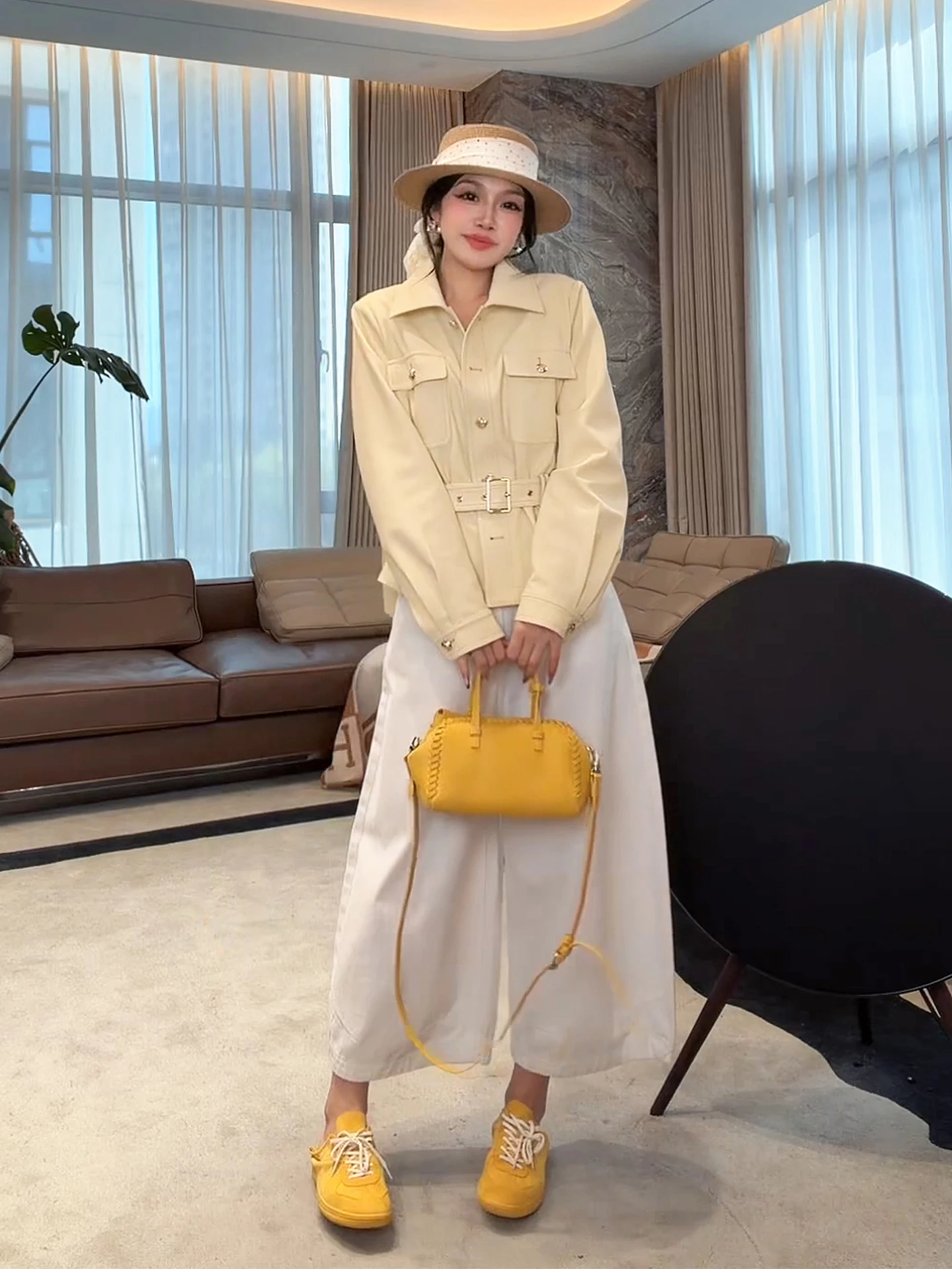 Ele Belted Leather Jaet by Lao Yang Faionable Slimming High-End Spring New Women's ort Coat Casual mat Sle
Ele Belted Leather Jaet by Lao Yang Faionable Slimming High-End Spring New Women's ort Coat Casual mat Sle