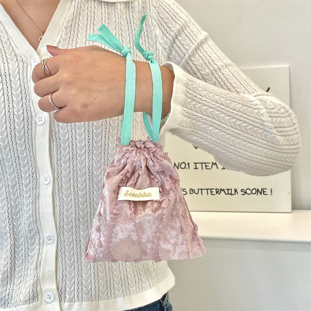 Sanitary Napkin Bag Elegant Lace Drawstring Bag Headphone Pouch Delicate Coin Purse For Office Gift Gym
Sanitary Napkin Bag Elegant Lace Drawstring Bag Headphone Pouch Delicate Coin Purse For Office Gift Gym