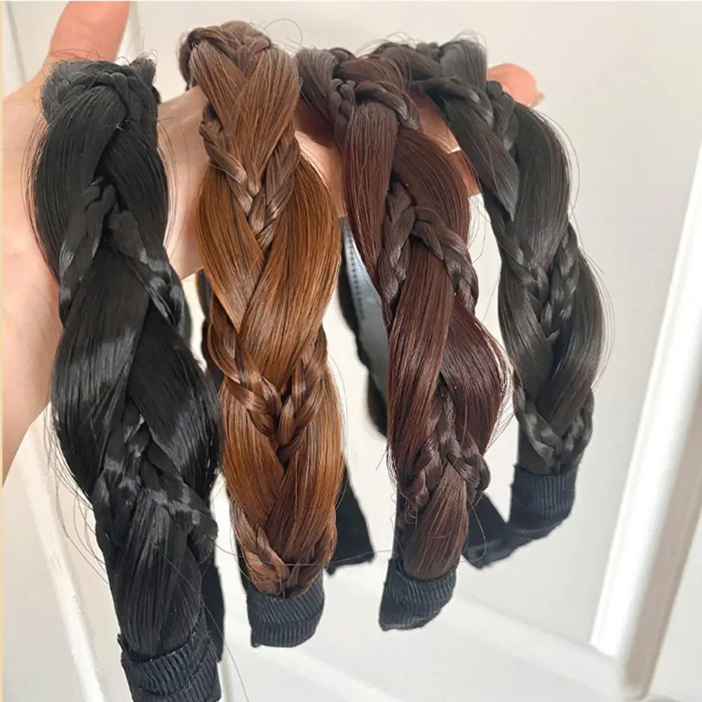 Повязка-парик с реалистичной прической, без запаха, широкая, с трехпрядной косой, противоскользящая, декоративная, натурального цвета, из искусственных волос, 90 см
Повязка-парик с реалистичной прической, без запаха, широкая, с трехпрядной косой, противоскользящая, декоративная, натурального цвета, из искусственных волос, 90 см