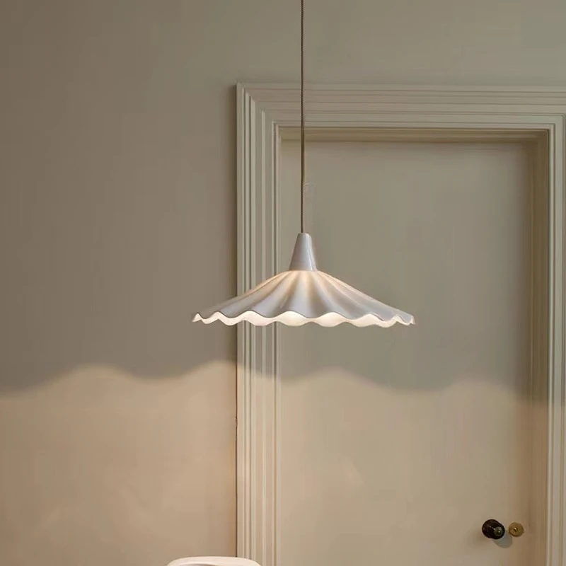 30cm White Ceramic LED Pendant Lights Fixtures Nordic Japan Style Bedroom Dinning Living Room Modern Hanging Lamp Pendente
30cm White Ceramic LED Pendant Lights Fixtures Nordic Japan Style Bedroom Dinning Living Room Modern Hanging Lamp Pendente