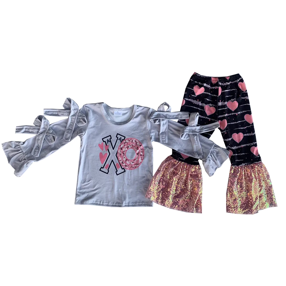 Wholesale Kids Valentine Day Outfits Long -sleeved Bow Heart Sequins Bell Pants Sets
Wholesale Kids Valentine Day Outfits Long -sleeved Bow Heart Sequins Bell Pants Sets