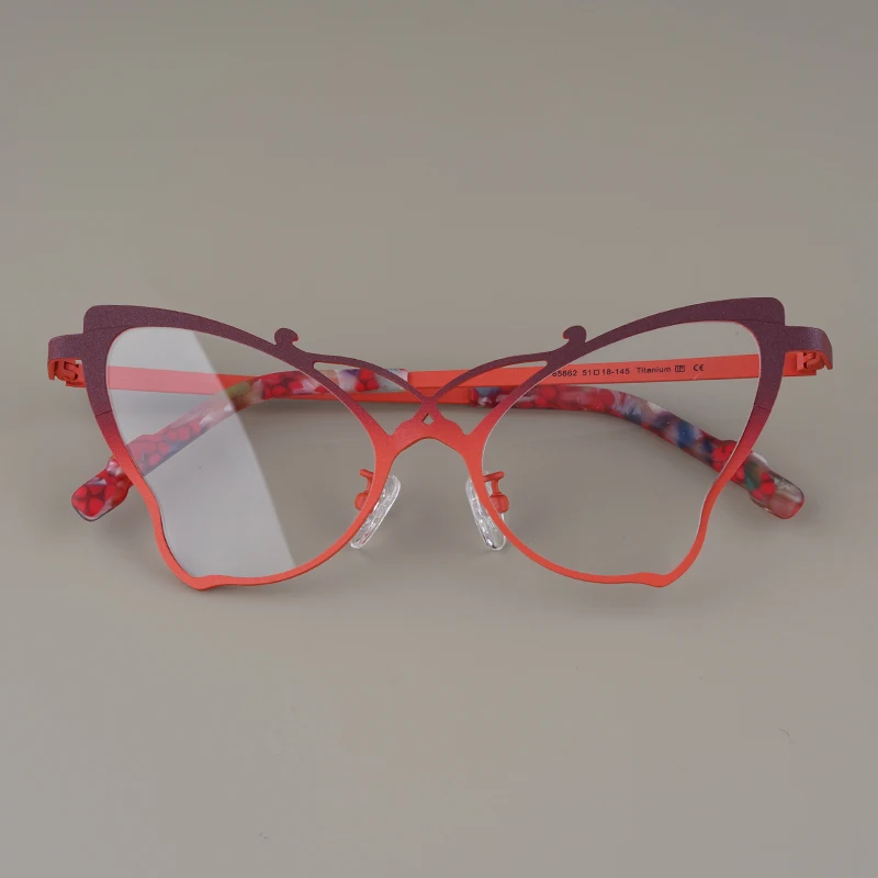 Butterfly shape Colorful ultra-light titanium glasses frame for men women with myopia reading and blue light protection glasses
Butterfly shape Colorful ultra-light titanium glasses frame for men women with myopia reading and blue light protection glasses