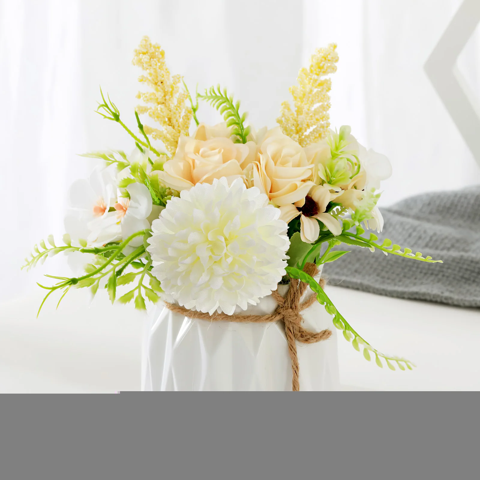 50 Pcs Wedding Decoration Decoration Flower Adornment Party Supplies 7cm White Flowers Fake Adornment
50 Pcs Wedding Decoration Decoration Flower Adornment Party Supplies 7cm White Flowers Fake Adornment