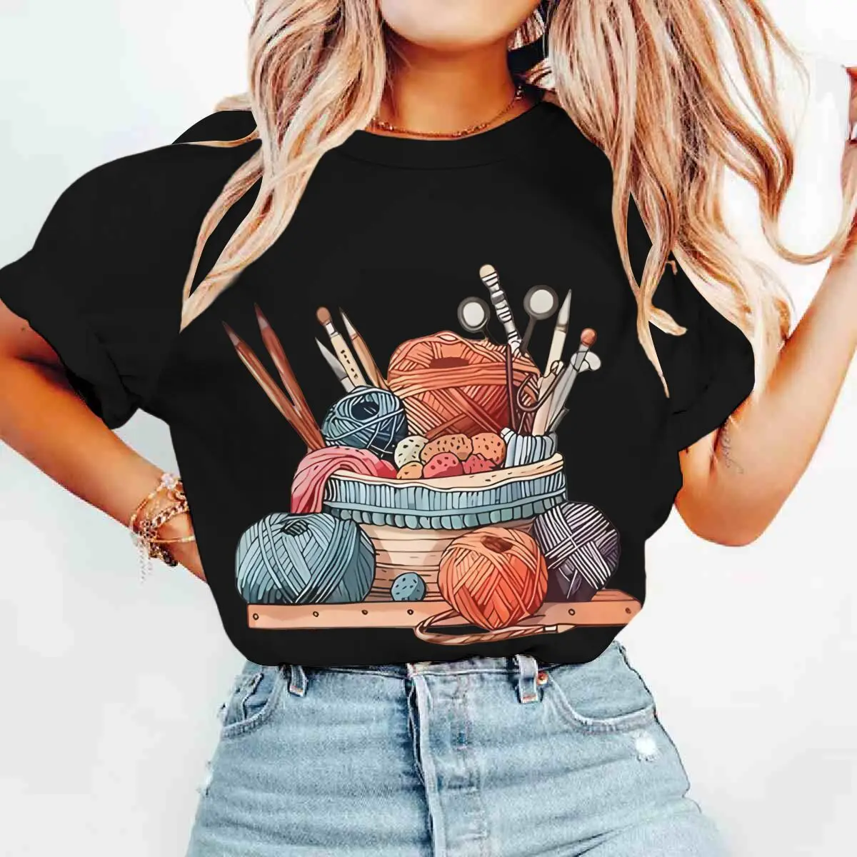 Classic Wool Ball Knitted T-shirts for Women Short Sleeve Crewneck Tshirt Vintage Crochet Lover Gifts Streetwear Tops
Classic Wool Ball Knitted T-shirts for Women Short Sleeve Crewneck Tshirt Vintage Crochet Lover Gifts Streetwear Tops