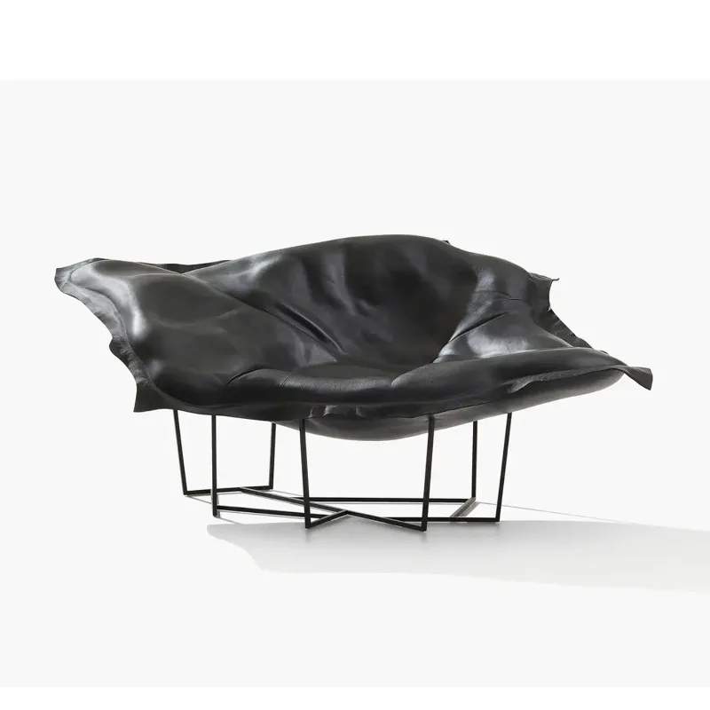 Italian minimalist art cloud leisure creative special-shaped villa single sofa chair
Italian minimalist art cloud leisure creative special-shaped villa single sofa chair