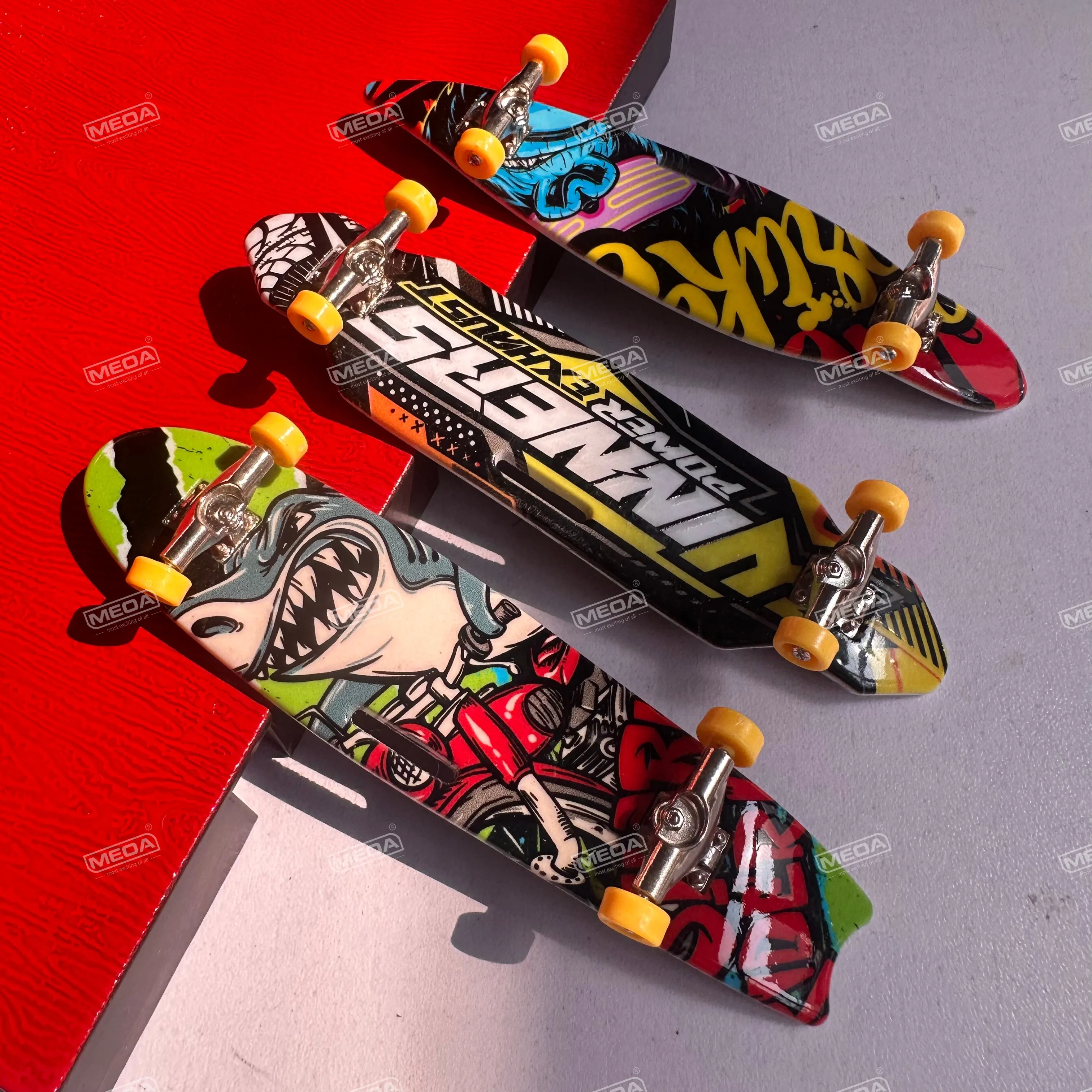 4 Kinds Metal Fingerboard Toys Sets Alien Finger Skate Board Alloy Bridge Plastic Finger Boarding Fingertip Toys Digital Deck
4 Kinds Metal Fingerboard Toys Sets Alien Finger Skate Board Alloy Bridge Plastic Finger Boarding Fingertip Toys Digital Deck