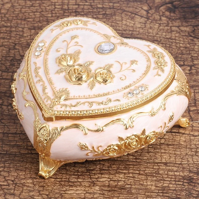 Portable Jewelry Storage Box Bracelet Organizer,Embossed Heart Shape Enamel Alloy Ring Storage Jar Dresser Display Couple Gifts
Portable Jewelry Storage Box Bracelet Organizer,Embossed Heart Shape Enamel Alloy Ring Storage Jar Dresser Display Couple Gifts