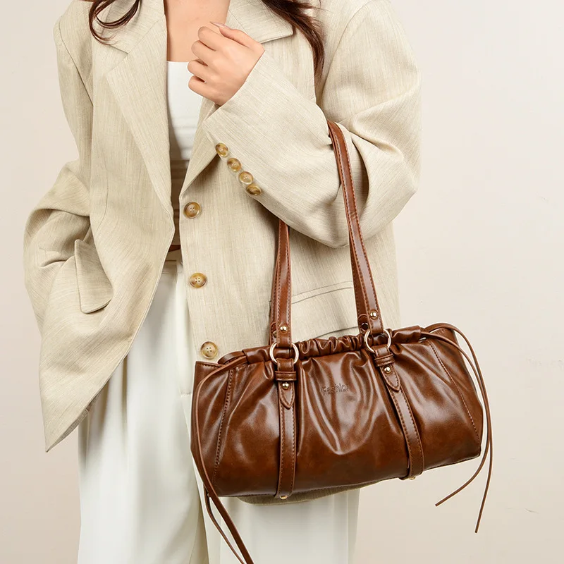 НОВЫЕ женские сумки из искусственной кожи высокого качества, женские сумки через плечо для женщин, повседневная женская сумка-тоут для покупок
НОВЫЕ женские сумки из искусственной кожи высокого качества, женские сумки через плечо для женщин, повседневная женская сумка-тоут для покупок