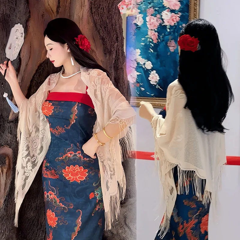 New Lace Hollow Cheongsam Shawl Outside Women's Spring and Autumn Air-conditioned Room Shoulder Thin Triangular Fringed Vest
New Lace Hollow Cheongsam Shawl Outside Women's Spring and Autumn Air-conditioned Room Shoulder Thin Triangular Fringed Vest