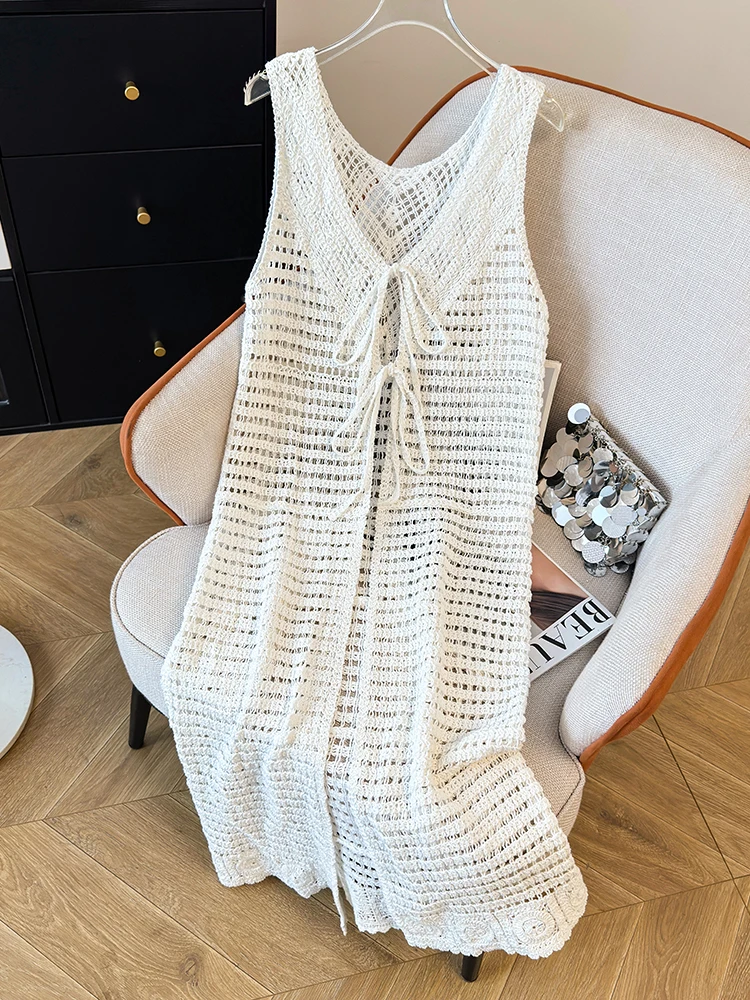 Retro Hollow out Knitted Belted Sleeveless Vest Midi V-Neck Open Cardigan Shoulder Wrap plus Size Women's Summer Fashion
Retro Hollow out Knitted Belted Sleeveless Vest Midi V-Neck Open Cardigan Shoulder Wrap plus Size Women's Summer Fashion