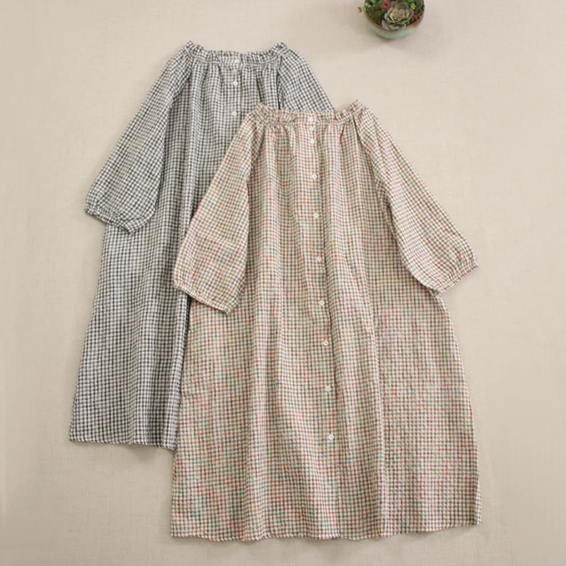 Japanese Vintage Mori Girl Plaid Single Breasted Shirt Dress Women Spring Summer O-Neck Three Quarter Sleeve Casual Loose Dress
Japanese Vintage Mori Girl Plaid Single Breasted Shirt Dress Women Spring Summer O-Neck Three Quarter Sleeve Casual Loose Dress