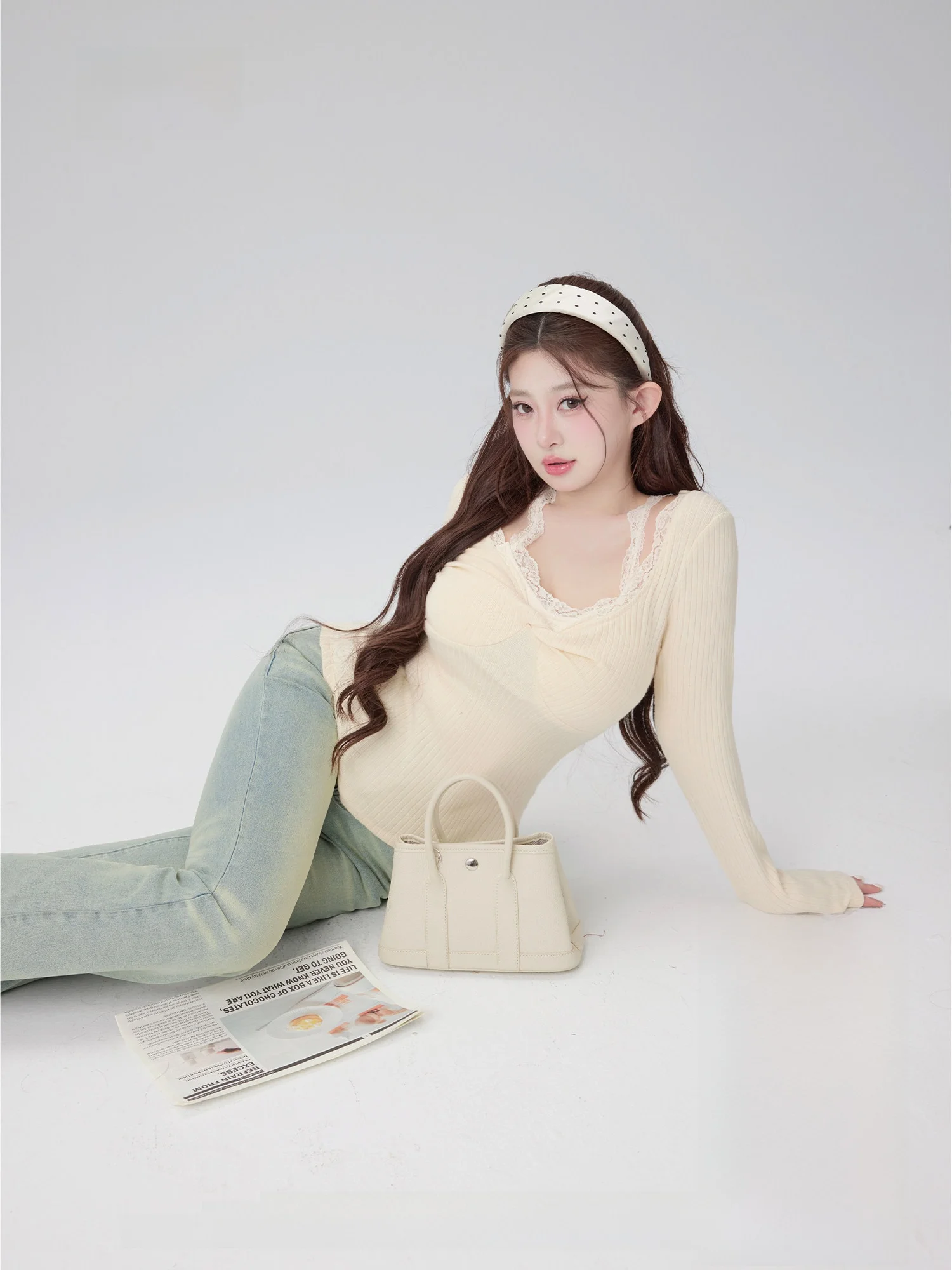 plus Size Women's Shirt Tight Waist Soluble Lace 'Butter Milk Bag TEE' by Zhou Bai Zi Simple Style Long Sleeve Square Co...
plus Size Women's Shirt Tight Waist Soluble Lace 'Butter Milk Bag TEE' by Zhou Bai Zi Simple Style Long Sleeve Square Co...