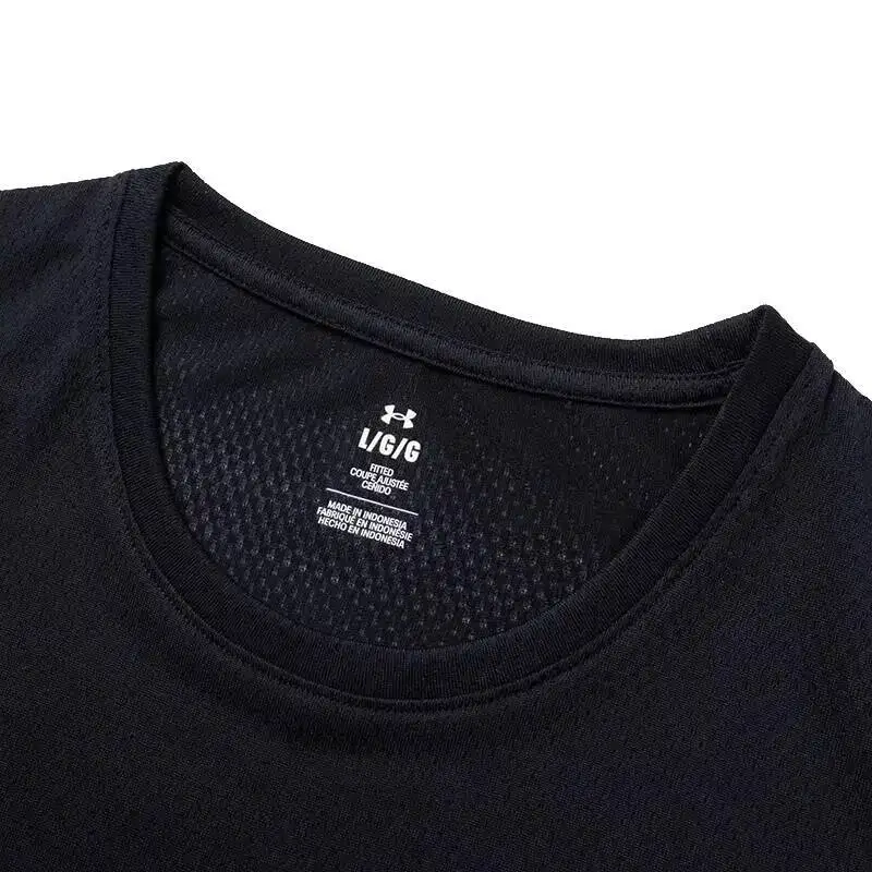 Under Armour 6010888-001 Men Stretch Training Tank Top Breathable Sleeveless Gym Running Fitness Sports Black Vest
Under Armour 6010888-001 Men Stretch Training Tank Top Breathable Sleeveless Gym Running Fitness Sports Black Vest