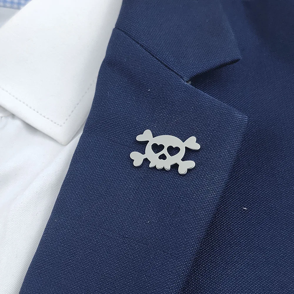 New skull brooch lapel pin, personalized stainless steel brooch, retro style suit accessories, suitable for party wear
New skull brooch lapel pin, personalized stainless steel brooch, retro style suit accessories, suitable for party wear