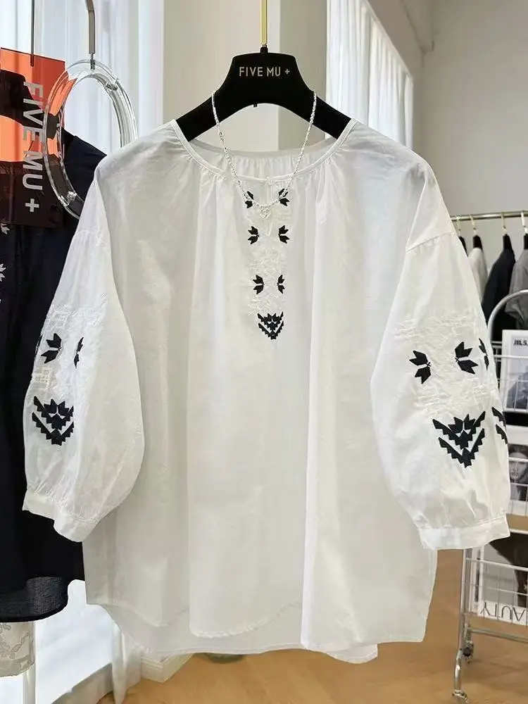 Embroidery Breathable Soft Cotton Linen Shirts Blouses 2025 Summer Women's Half Sleeve Tops Korean Popular Clothes
Embroidery Breathable Soft Cotton Linen Shirts Blouses 2025 Summer Women's Half Sleeve Tops Korean Popular Clothes