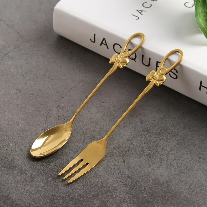 French bow stainless steel coffee spoon fruit fork stirring spoon dessert spoon bird's nest spoon
French bow stainless steel coffee spoon fruit fork stirring spoon dessert spoon bird's nest spoon