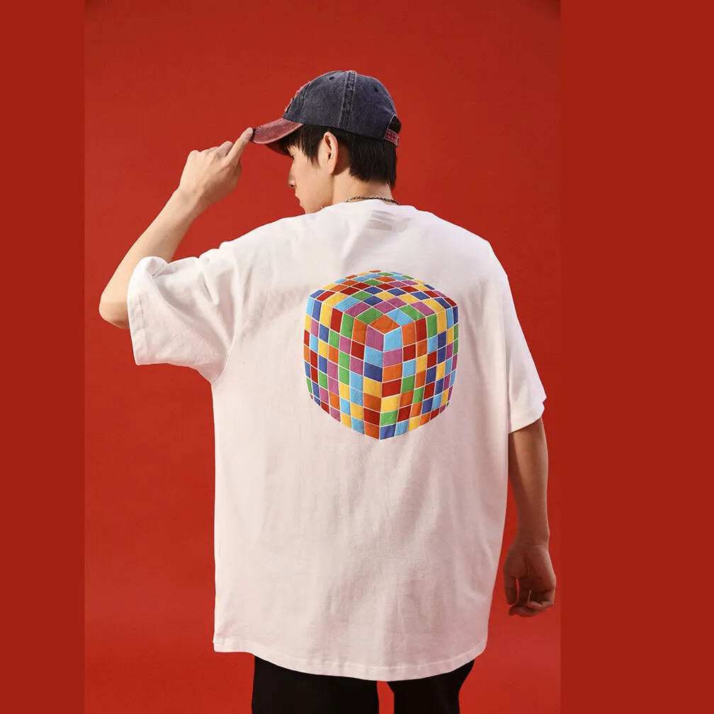 The summer new color Rubik's Cube foam print men's trendy short-sleeved T-shirt is here
The summer new color Rubik's Cube foam print men's trendy short-sleeved T-shirt is here