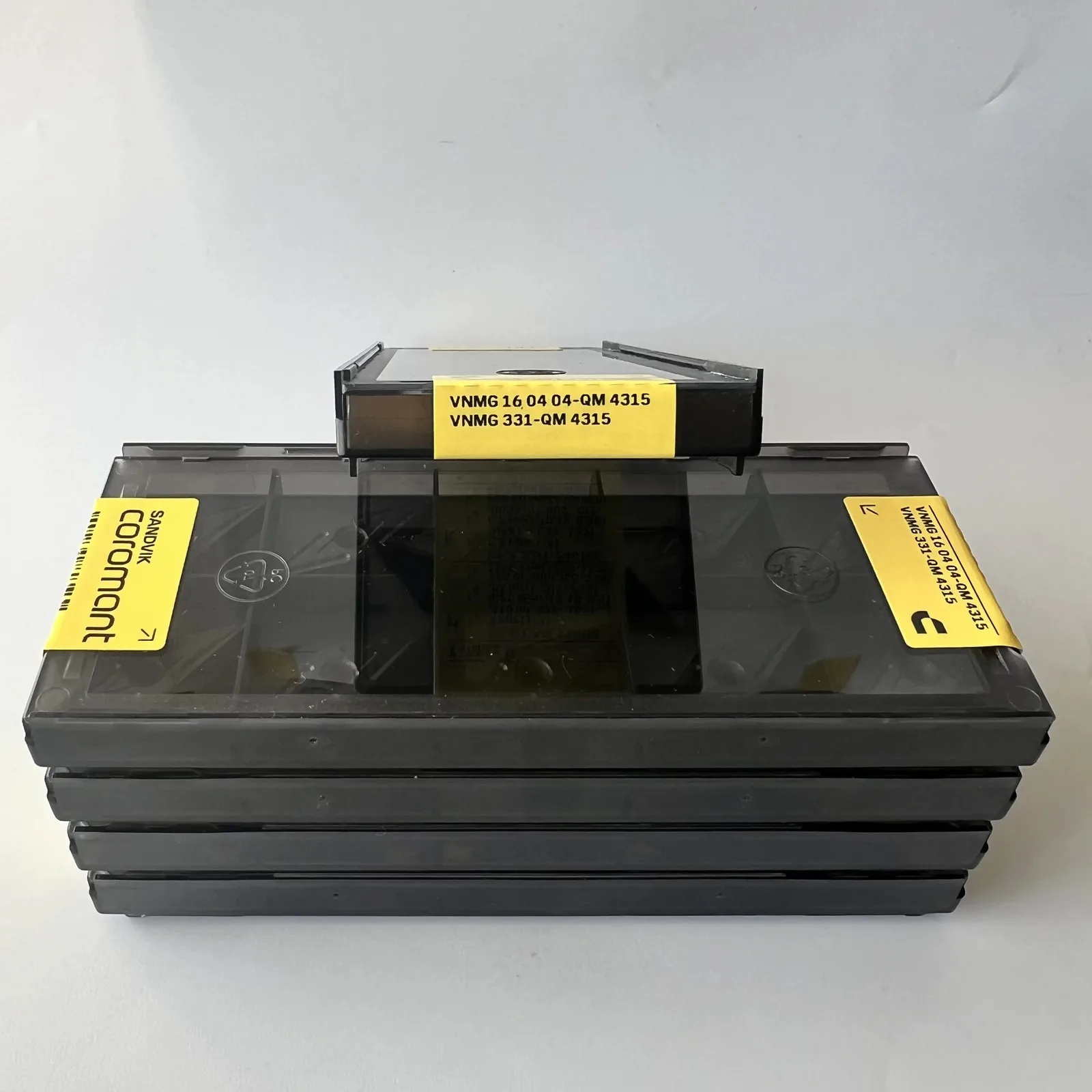 SANDVIK / VNMG160404-QM 4315 / Лезвие с ЧПУ из твердого сплава, 10 шт. 
SANDVIK / VNMG160404-QM 4315 / Лезвие с ЧПУ из твердого сплава, 10 шт.